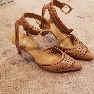New never worn nine west heels size 8